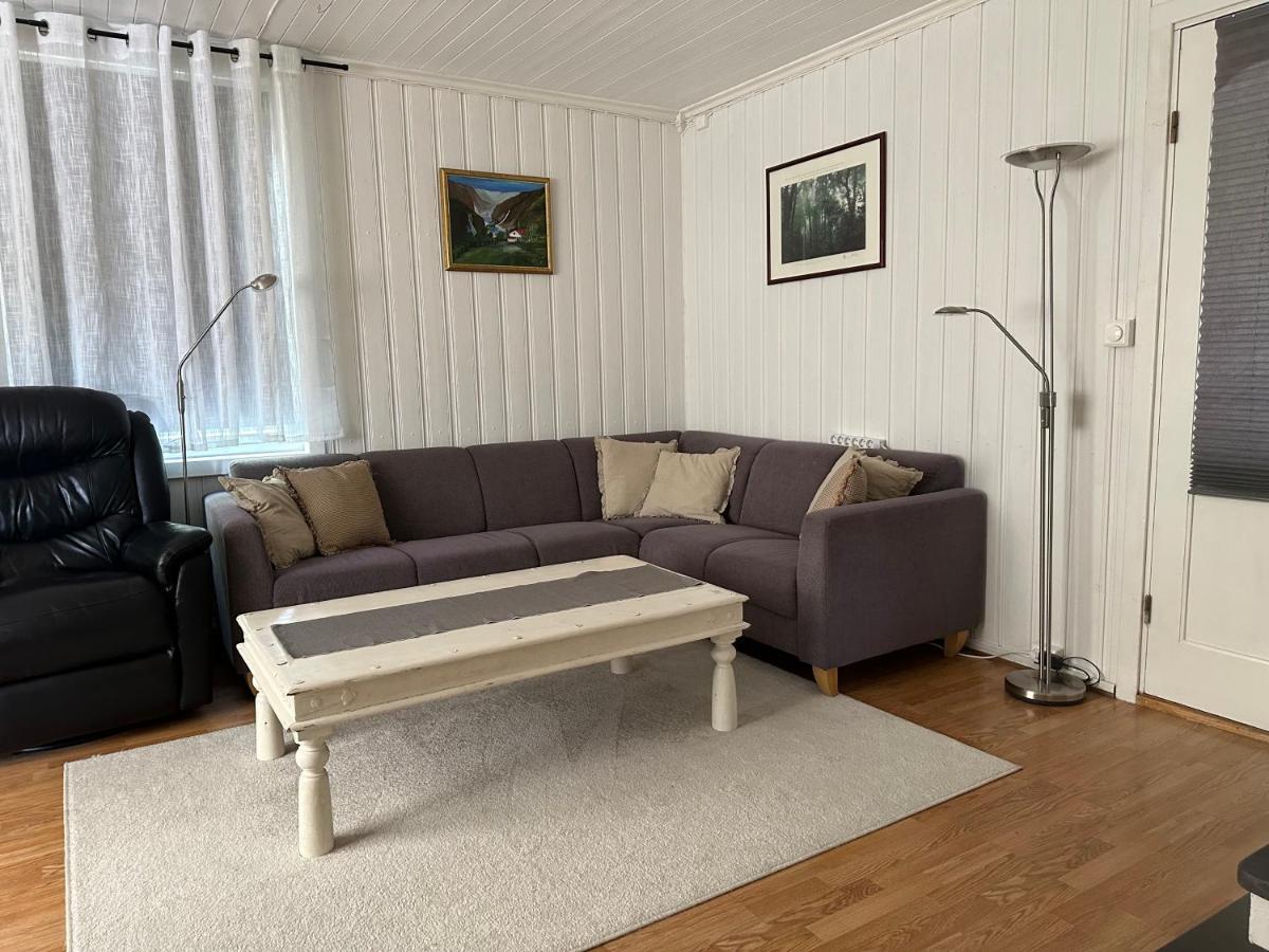 Oslo House, Nedre Kjellerstuvei, First Floor, Twin Room Lillestrøm Exterior foto